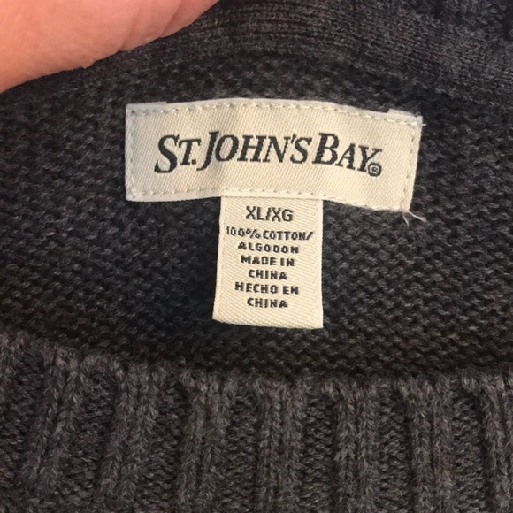 Multiple Sweaters - Picture 2 of 6